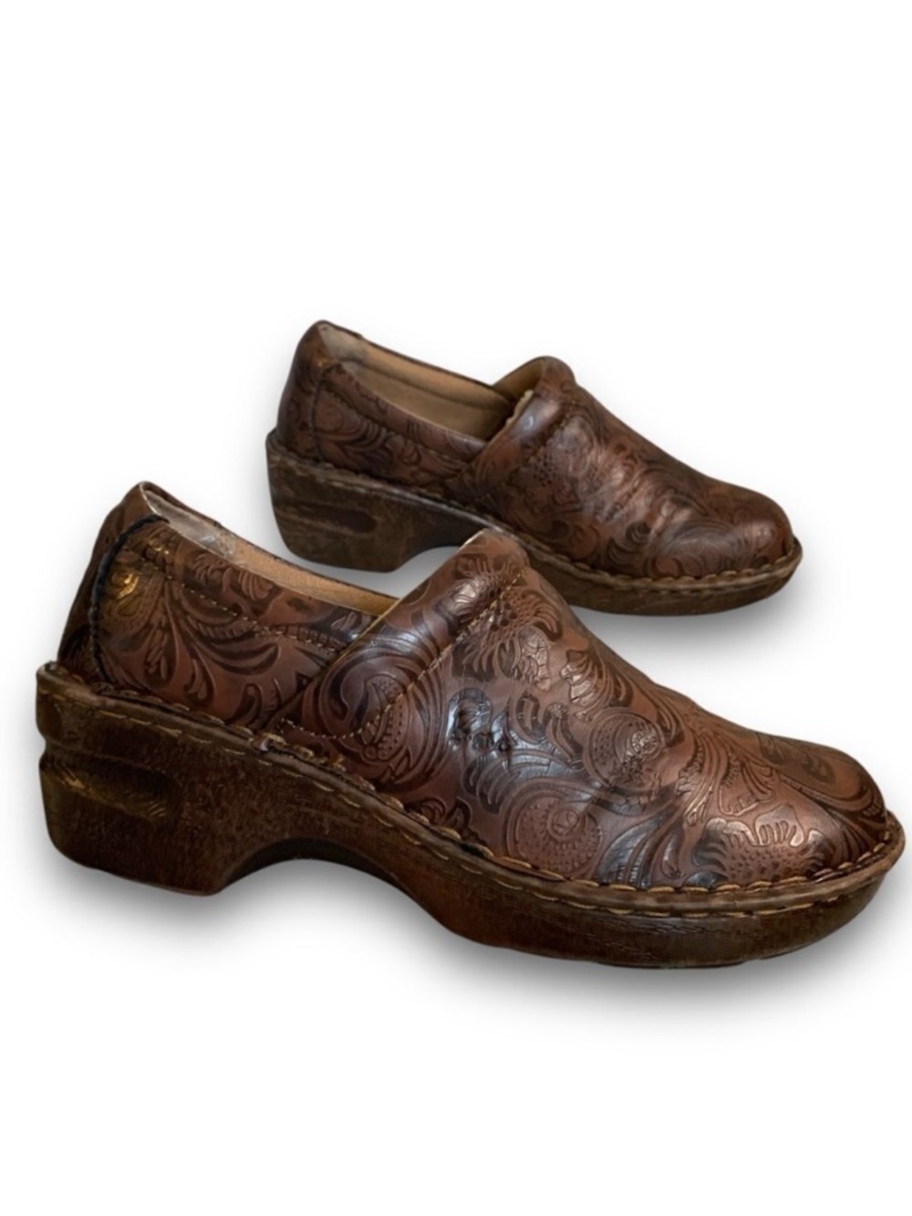 b.o.c. Born Peggy Brown boho Paisley Slip on Clog Shoes Women’s size 7.5
